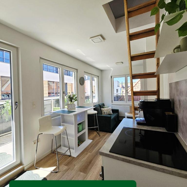 Modernes Tiny City House - 3 Apartments - Apartment mit 1 Schlafzimmer und Balkon - 1