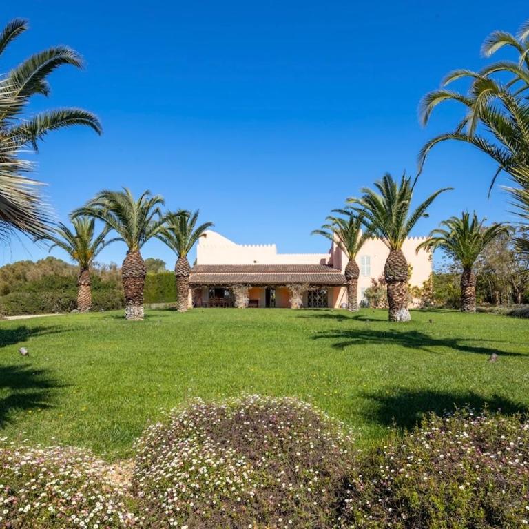 Quiet detached villa with tennis court - Villa - 3