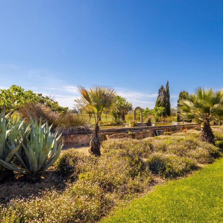 Quiet detached villa with tennis court - Villa - 9