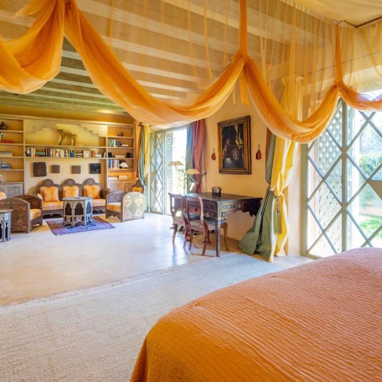 Quiet detached villa with tennis court - Villa - 13