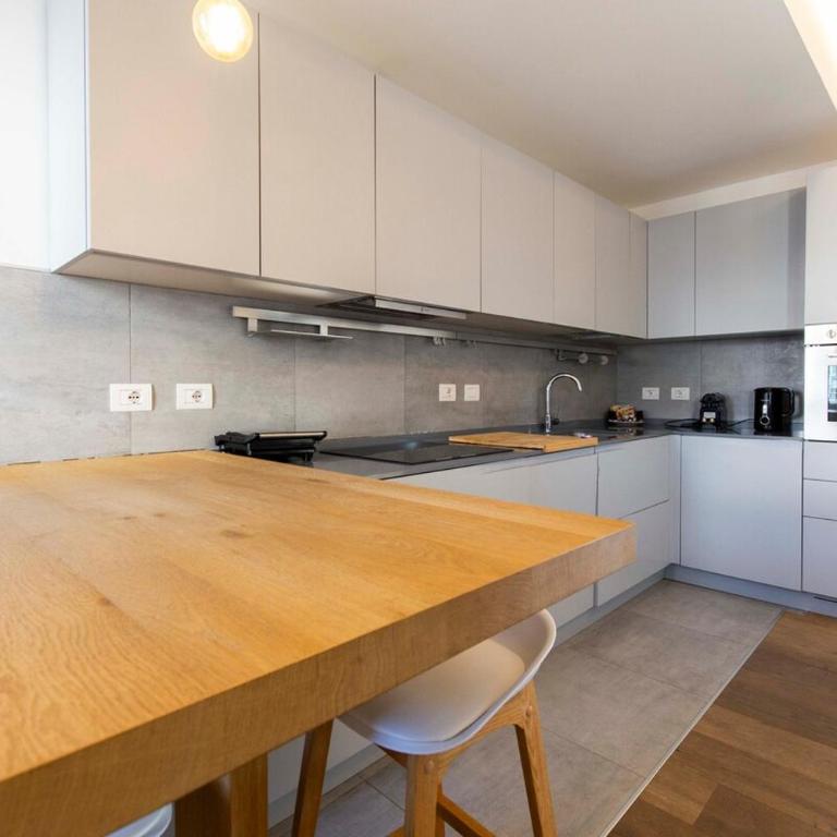 Exclusive terrace Designer apartment in Milan - Apartment - 2