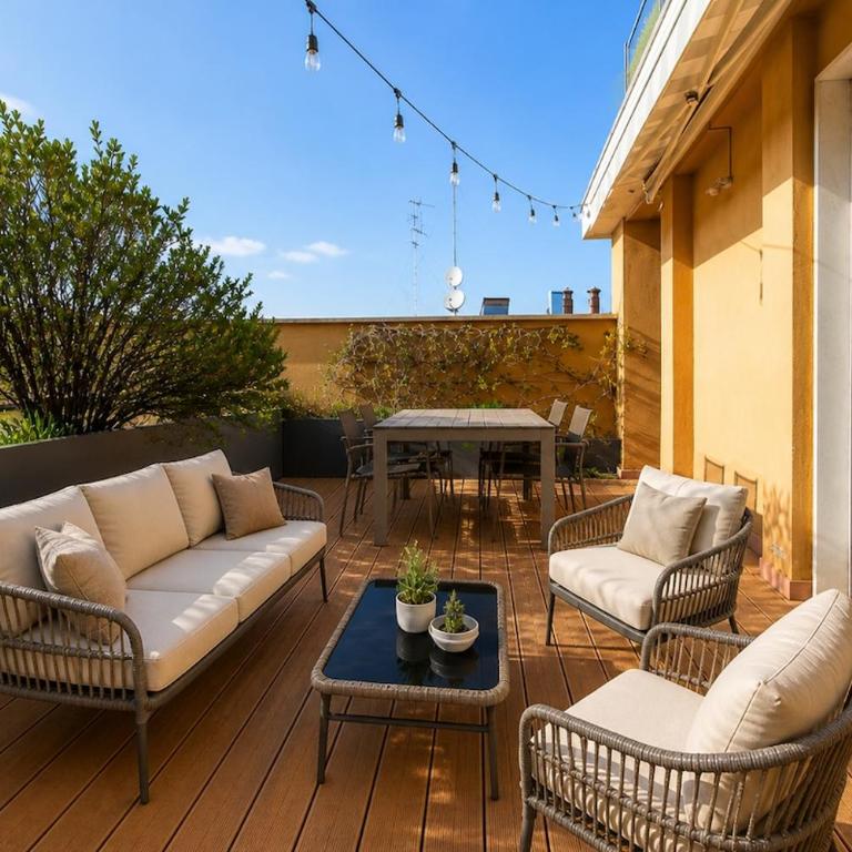 Exclusive terrace Designer apartment in Milan - Apartment - 24