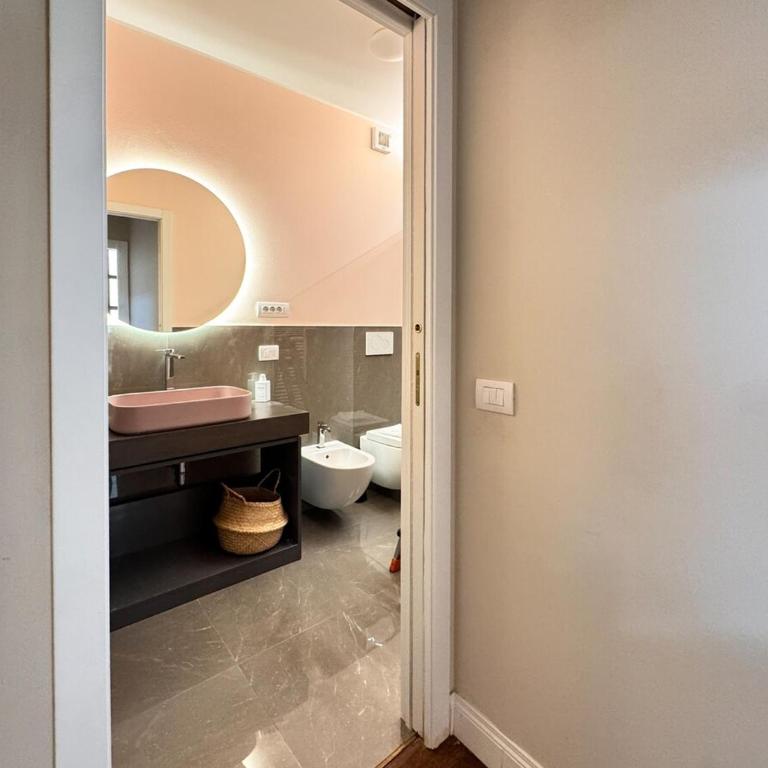 Luxury Design Loft - Two-Bedroom Apartment - 10