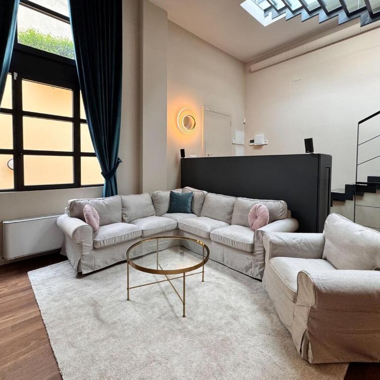 Luxury Design Loft - Two-Bedroom Apartment - 20