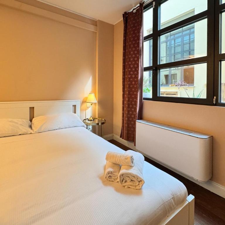 Luxury Design Loft - Two-Bedroom Apartment - 48