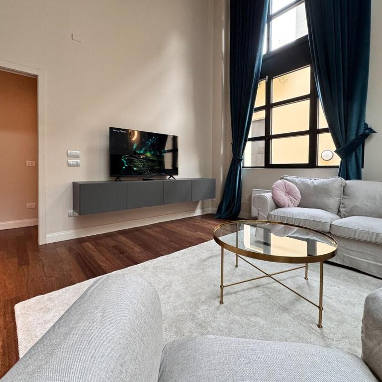Luxury Design Loft - Two-Bedroom Apartment - 53