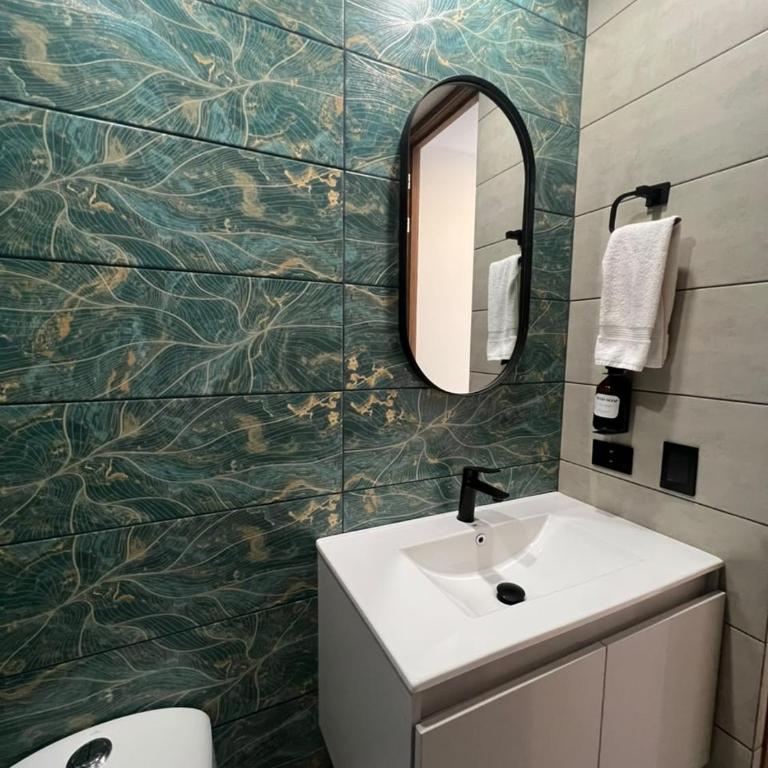 Nomadic Boutique Living and Experience Center - Deluxe One-Bedroom Apartment - 10
