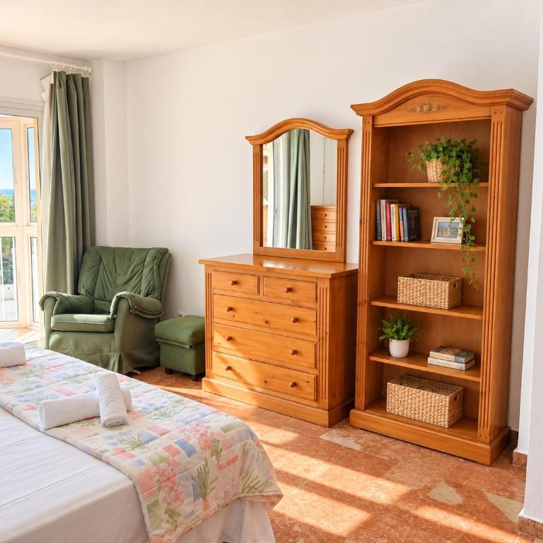 MalagaSuite Beautiful Coast Apartments - Apartamento de 3 dormitorios con terraza - 14