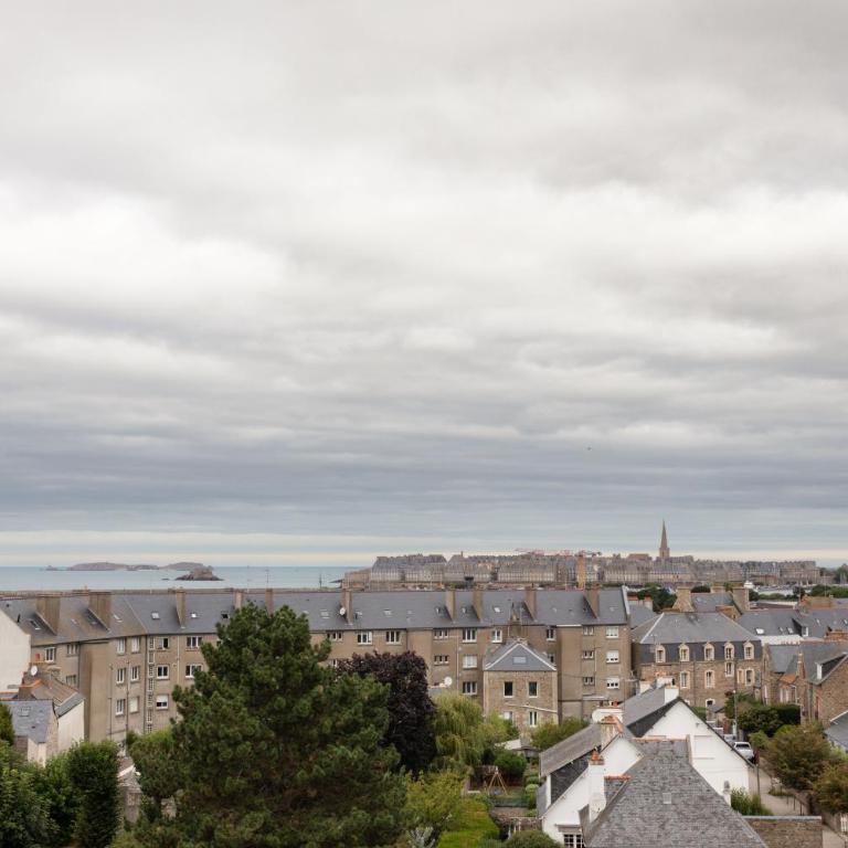 L’Angélus - Charmant T3 sous les toits à St Servan - Appartement - 12