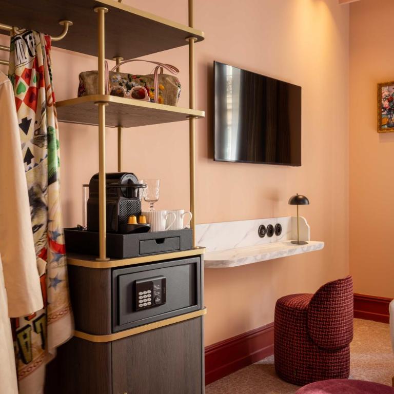 Grand Hôtel De Turin - Chambre Triple - 9