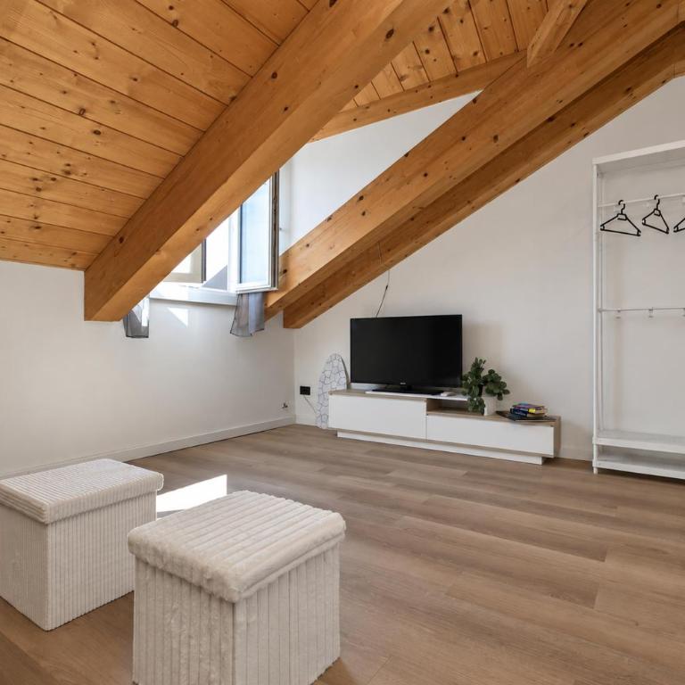 Buniva Home-Mansarda In The Heart of Turin - Appartamento con 1 Camera da Letto - 10