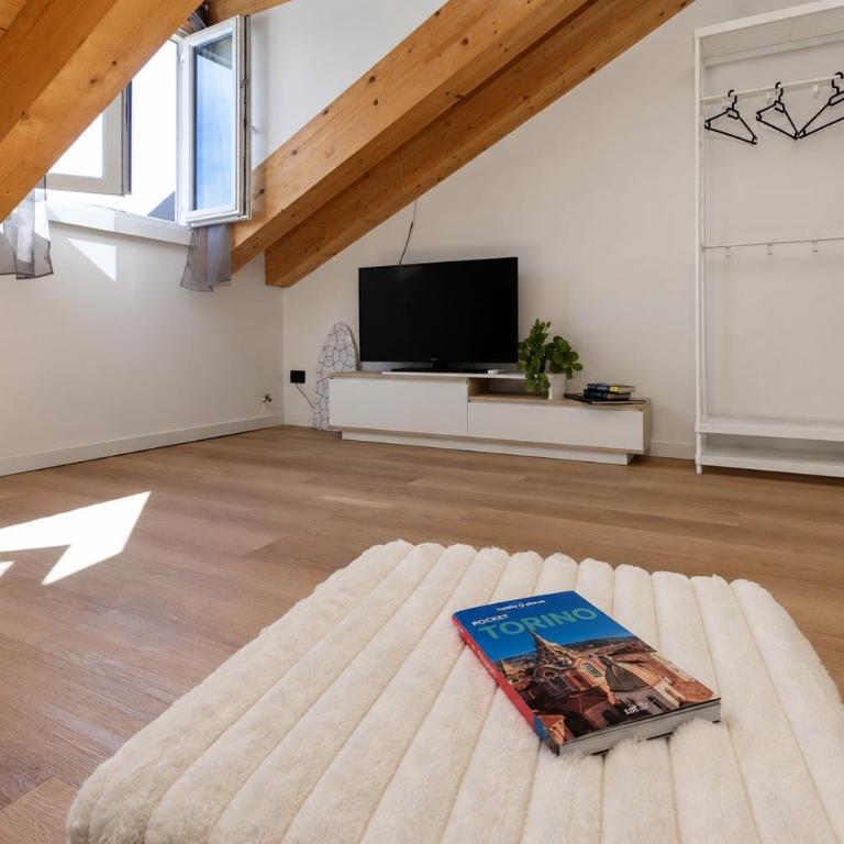 Buniva Home-Mansarda In The Heart of Turin - Appartamento con 1 Camera da Letto - 12
