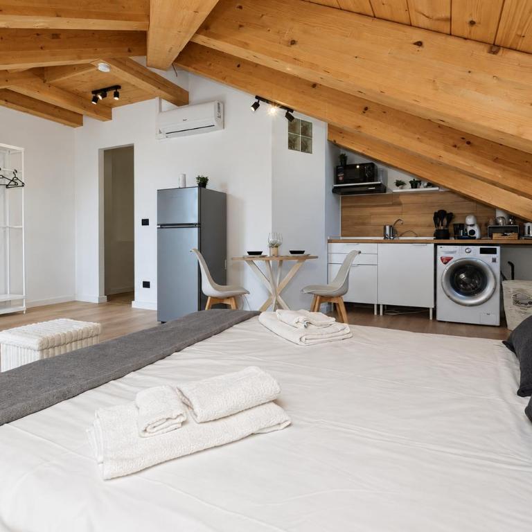 Buniva Home-Mansarda In The Heart of Turin - Appartamento con 1 Camera da Letto - 24