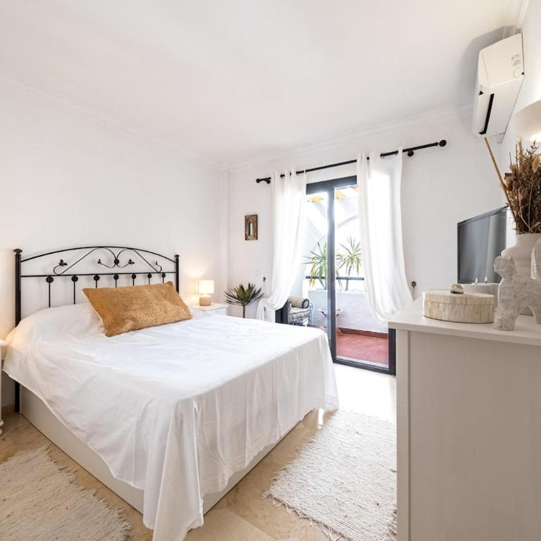 Sol & Mar Riviera Luxe Retreat - Apartamento de 2 dormitorios con vistas a la piscina - 4