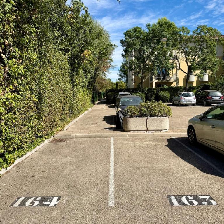 2-bedroom - Residence with pool - L'Isle-sur-la-Sorgue - Appartement 2 Chambres - 17