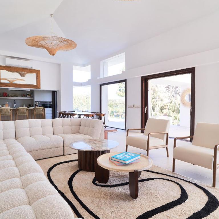 Iconic Exception Villa - Pool & Tennis - Villa - 10