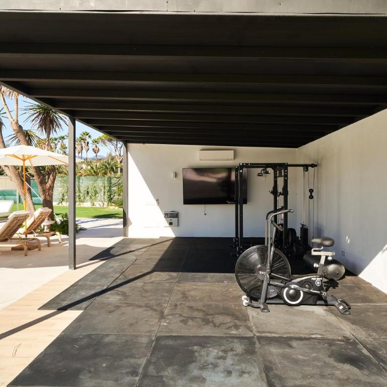 Iconic Exception Villa - Pool & Tennis - Villa - 41