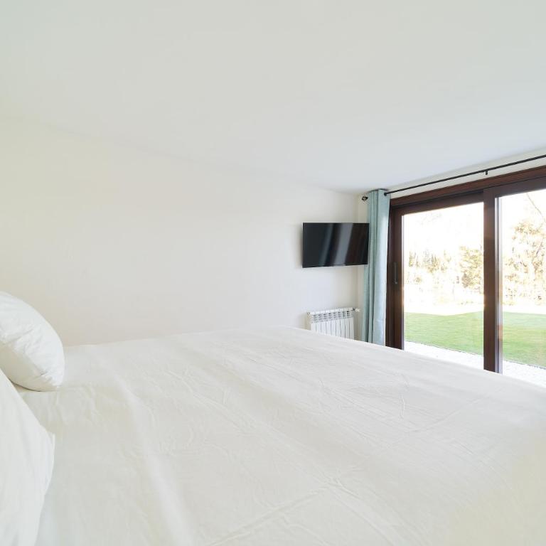 Iconic Exception Villa - Pool & Tennis - Villa - 24