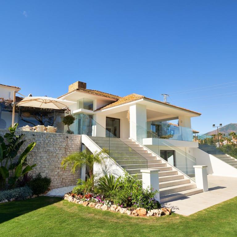 Iconic Exception Villa - Pool & Tennis - Villa - 16