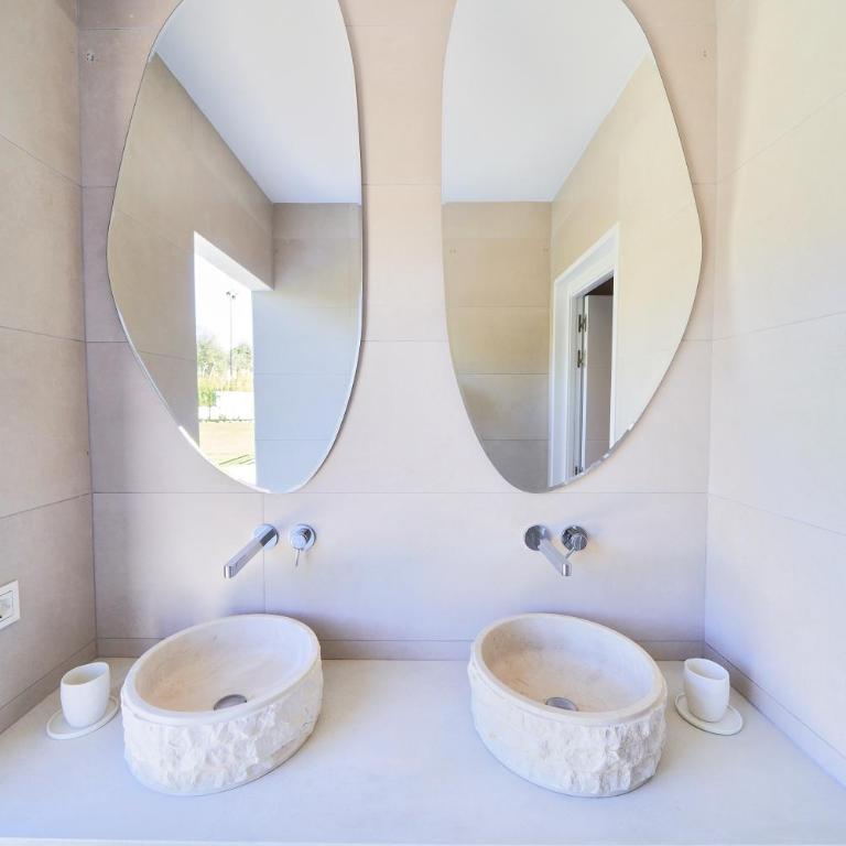 Iconic Exception Villa - Pool & Tennis - Villa - 33