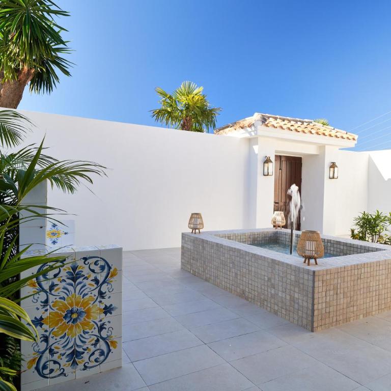 Iconic Exception Villa - Pool & Tennis - Villa - 28