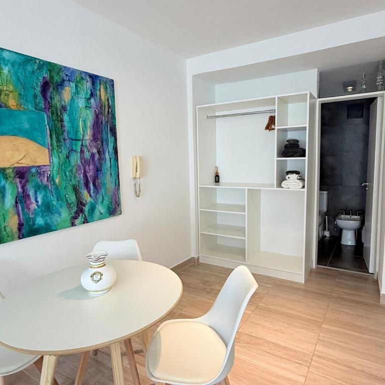 Maravilloso monoambiente sobre Av 9 de Julio - Apartamento de 1 dormitorio - 13