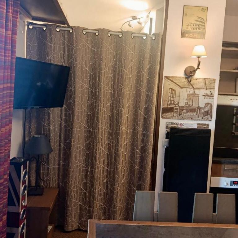 RisoulSki Antarès - Piscine et Sauna - Appartement 001 - 7 à 11 Personnes - Rez-de-Chaussée - 44 m² - 2 Chambres - Vue sur Montagne - 14