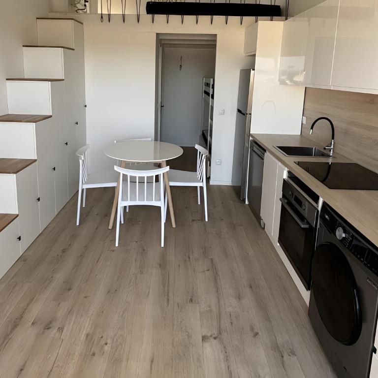 Studio plage et village - Studio with Terrace - 4