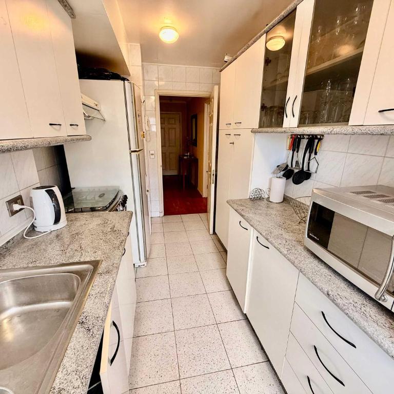 Espacioso frente a la playa y cercano a mall - Apartamento - 31