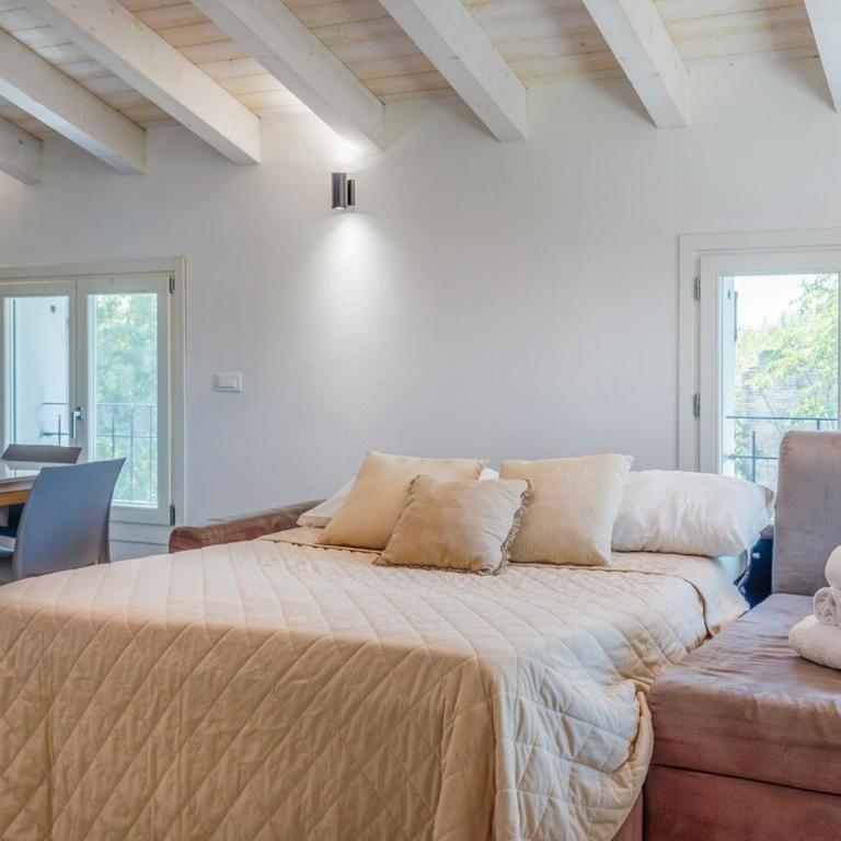 Bellaria Palace - In the hearth of Motor Valley by MoVeBNB - Three-Bedroom Apartment - 17