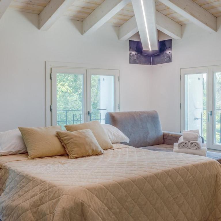 Bellaria Palace - In the hearth of Motor Valley by MoVeBNB - Three-Bedroom Apartment - 24