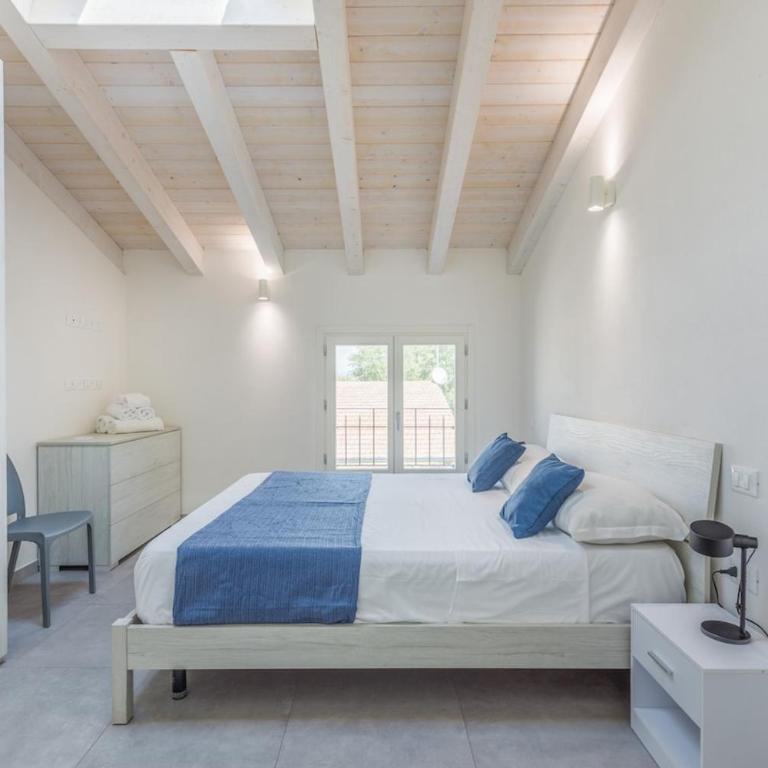 Bellaria Palace - In the hearth of Motor Valley by MoVeBNB - Three-Bedroom Apartment - 25