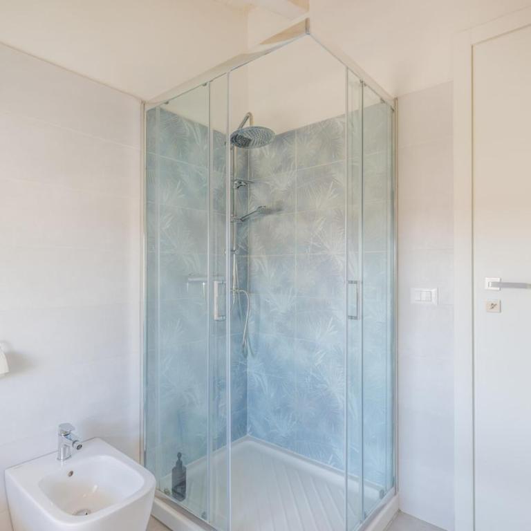 Bellaria Palace - In the hearth of Motor Valley by MoVeBNB - Three-Bedroom Apartment - 5