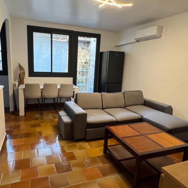 Fabulous 1 bedroom in Antibes old city - Appartement 1 Chambre - 2