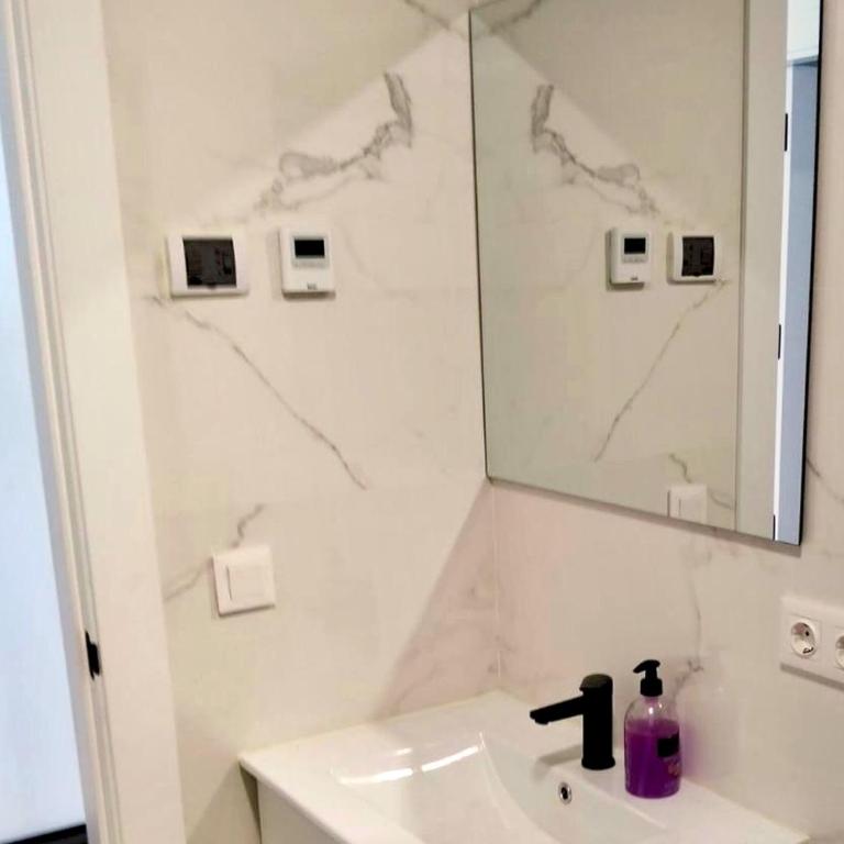 Piso a estrenar con terraza en Salamanca - Apartamento de 1 dormitorio - 1
