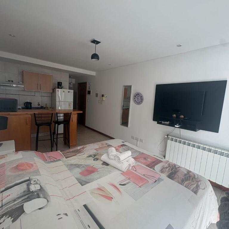 Monoambiente luminoso con patio privado - Excelente ubicacion - Two-Bedroom Apartment - 5