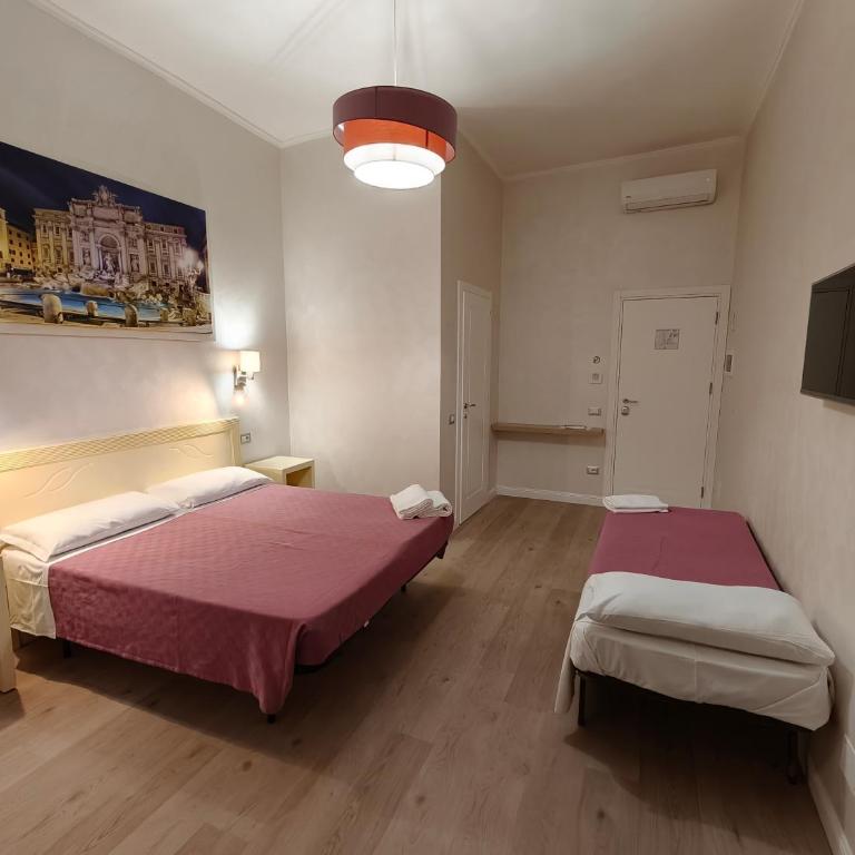 Hotel PRINCIPE AMEDEO - Chambre Triple Économique - 15