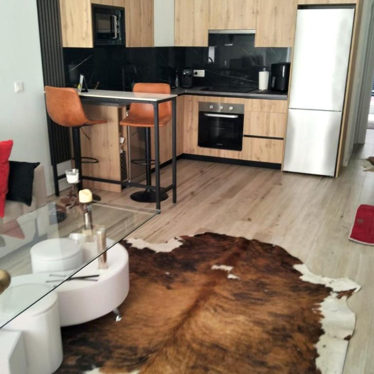 Piso a estrenar con terraza en Salamanca - Apartamento de 1 dormitorio - 2