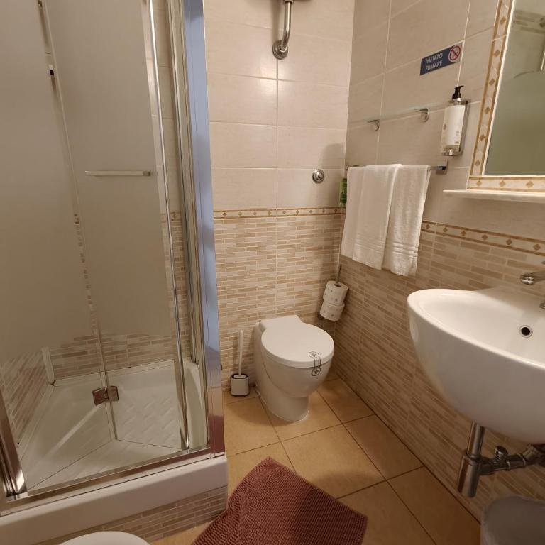 Hotel PRINCIPE AMEDEO - Chambre Triple Économique - 18