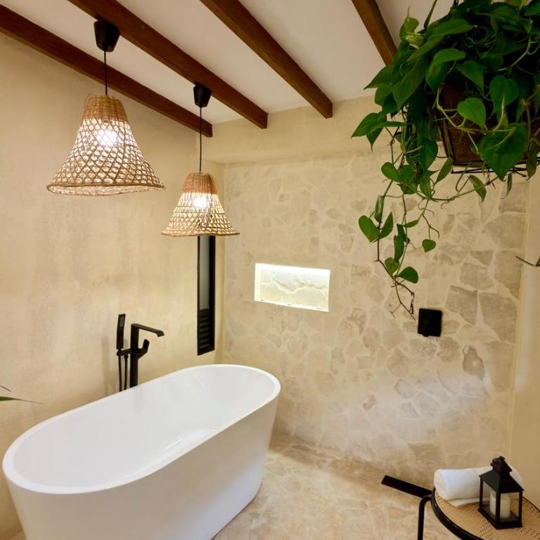 Luum Guest House Manila - Habitación Doble Deluxe con bañera - 5