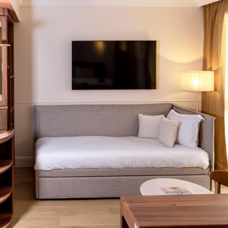 Hôtel Lepoussin - Chambre Triple Supérieure - 14