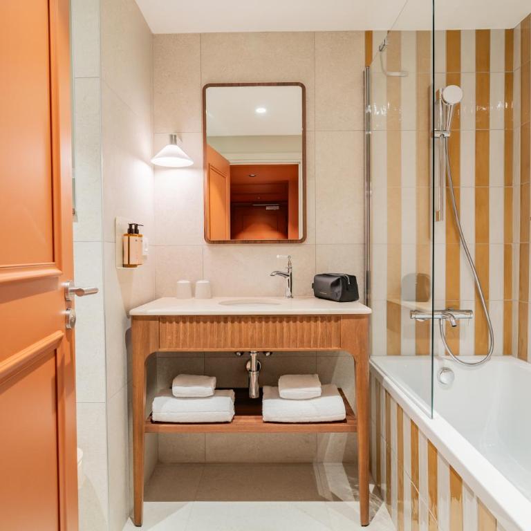 Hôtel Lepoussin - Chambre Triple Supérieure - 15