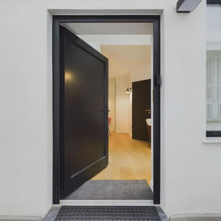 Charmant 2 pièces très calme aux pieds de la Cathédrale - Appartement 1 Chambre - 22