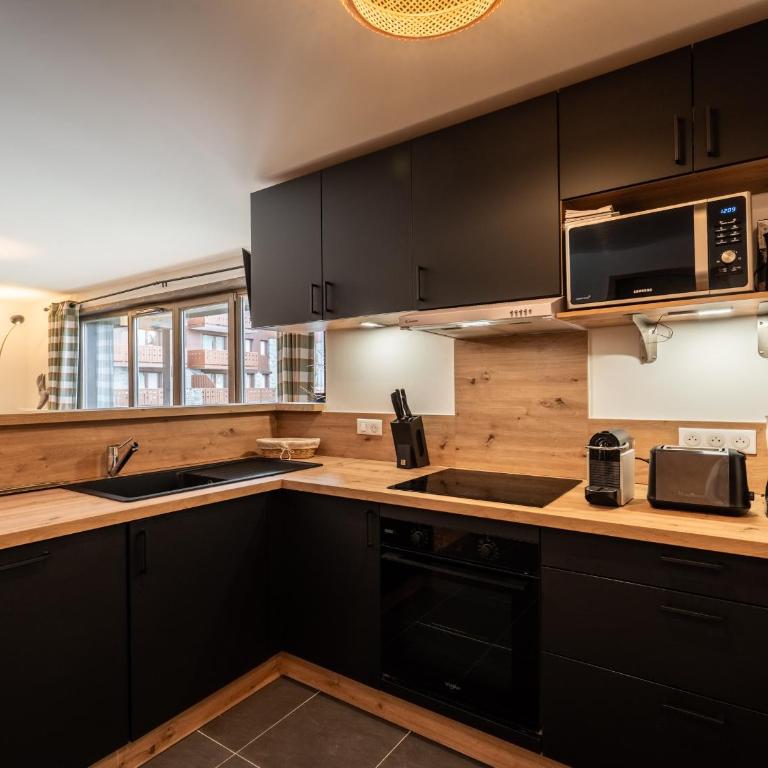 Sublime Duplex Neuf pour 12 pers, Centre Station, à 100m des Pistes, Balcons ensoleillés - FR-1-755-17 - Appartamento - 13