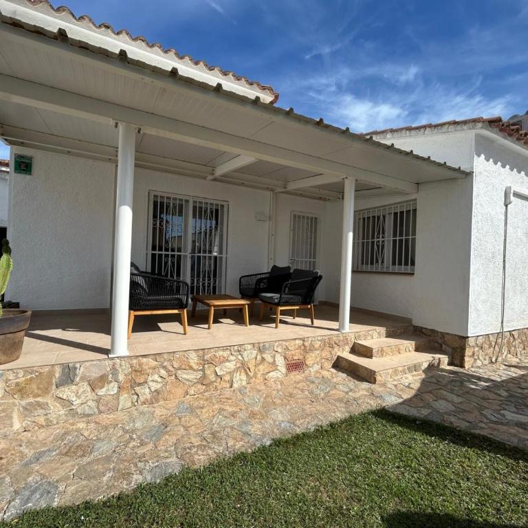 REQUESENS 116 Empuriabrava INTERimmo - Casa de 2 dormitorios - 1