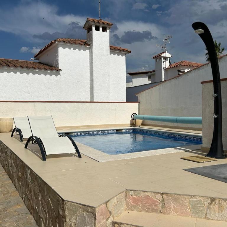 REQUESENS 116 Empuriabrava INTERimmo - Casa de 2 dormitorios - 2