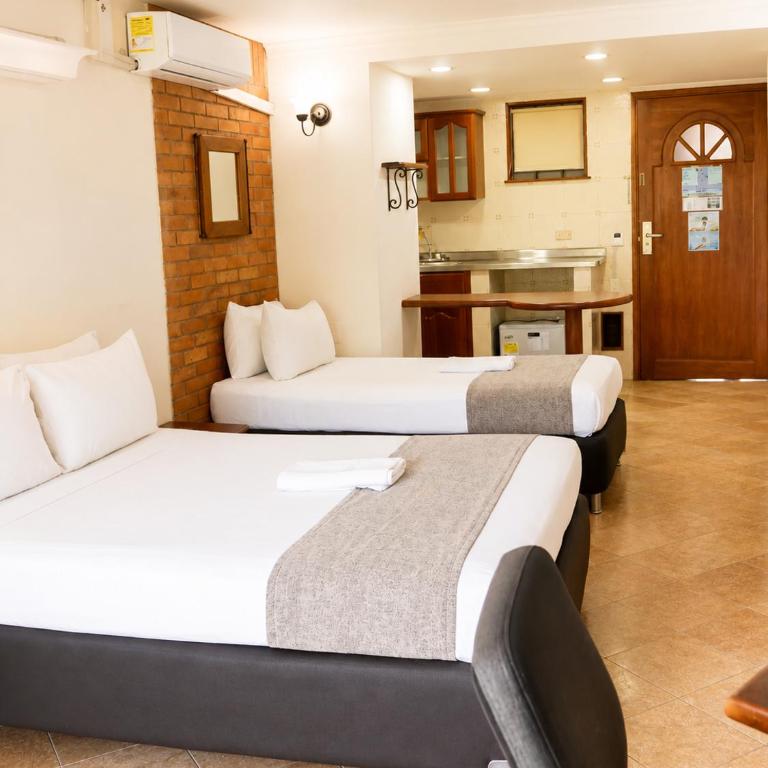 Hotel Cabo de la Vela Medellin - Habitación Doble Superior con vistas a la ciudad - 1 o 2 camas - 8