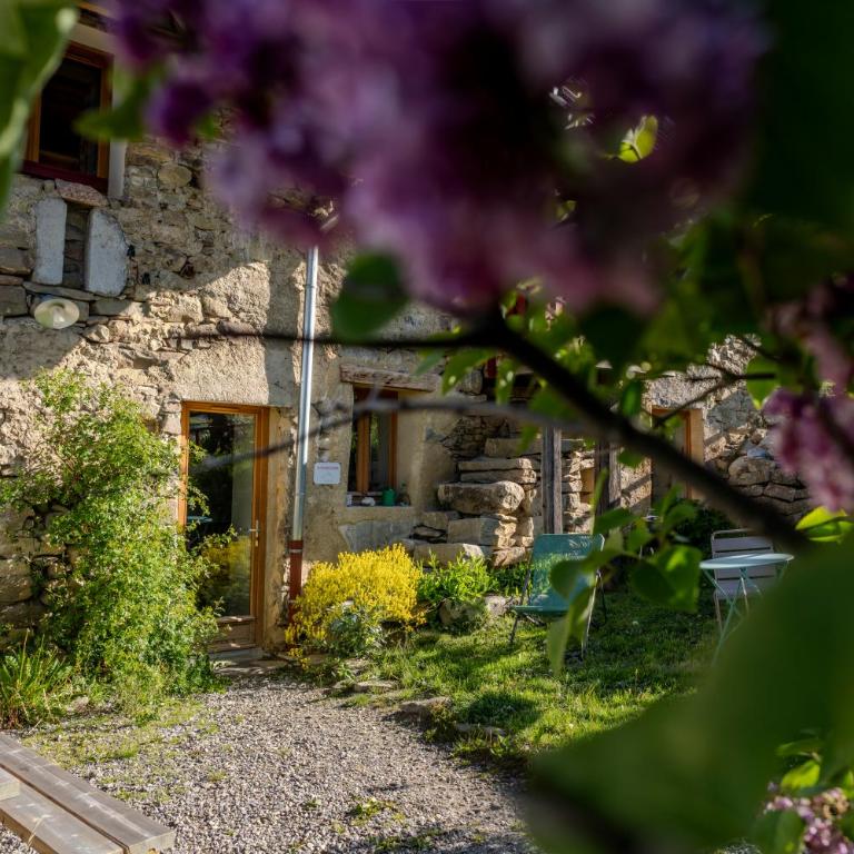 Les 3 Marmots 3 hebergements de 2 personnes a 8 personnes - Maison 3 Chambres - 1
