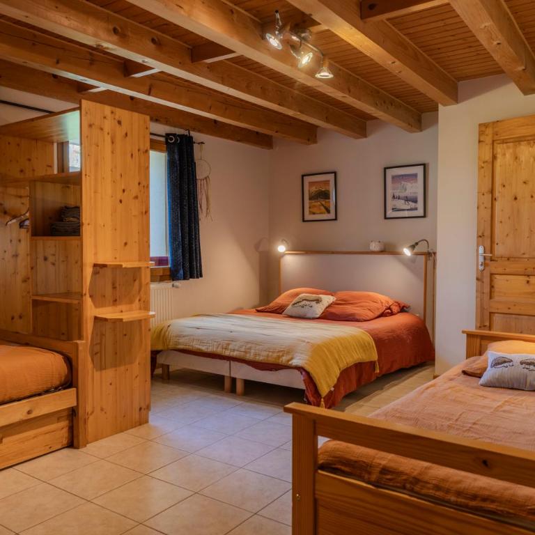 Les 3 Marmots 3 hebergements de 2 personnes a 8 personnes - Maison 3 Chambres - 14