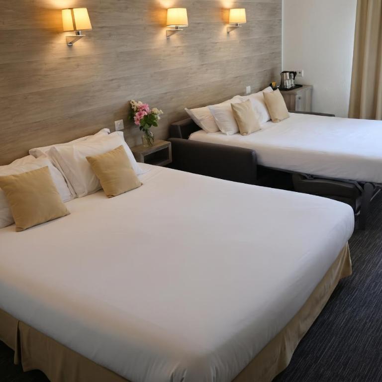 Hotel Les Terrasses - Chambre Quadruple - Vue sur Jardin - 4
